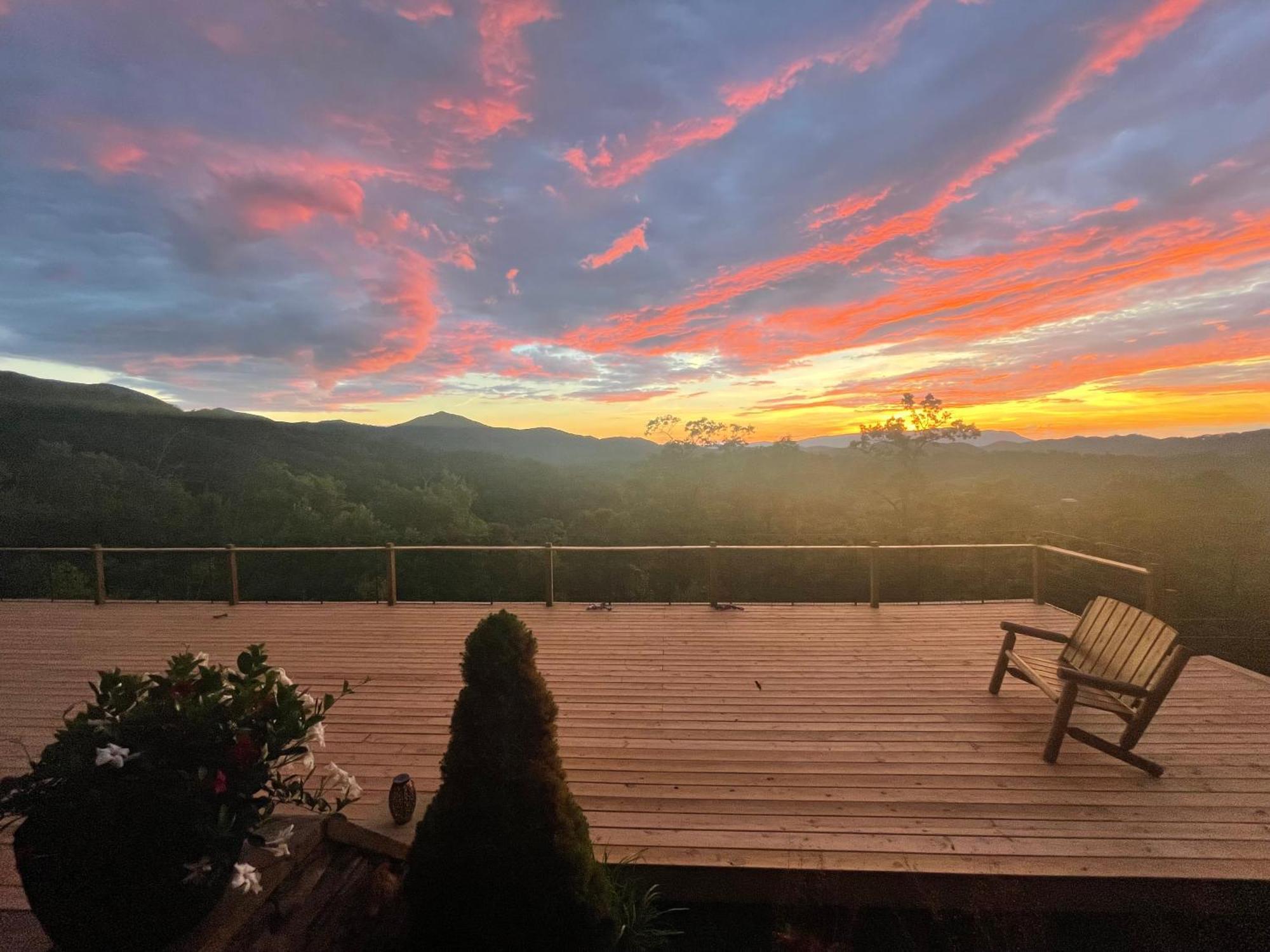 Smoky Best - Glowing Twilight Pigeon Forge Exteriör bild